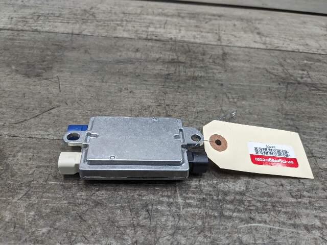 OEM BMW F22 F30 F32 F33 F82 G30 G12 M2 M5 M4 Multimedia USB Hub Control Module