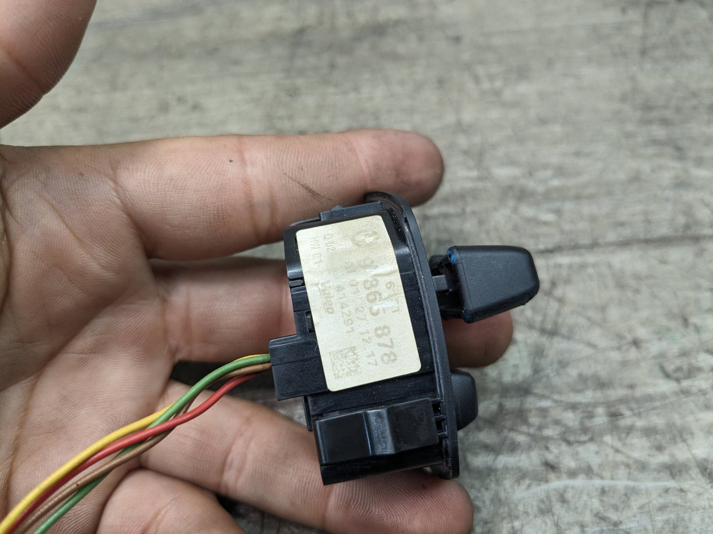 16-19 OEM BMW G11 G12 740 750 Steering Wheel Heat Heating Control Switch Module