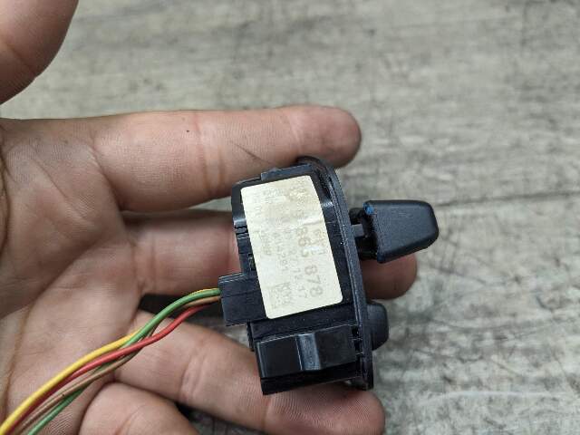 16-19 OEM BMW G11 G12 740 750 Steering Wheel Heat Heating Control Switch Module