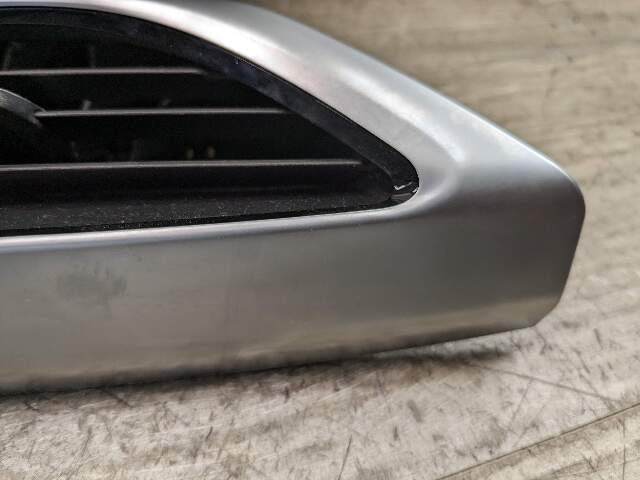 16-19 OEM BMW G11 G12 740 750 Dash Air Vent Grille Right Passenger Side