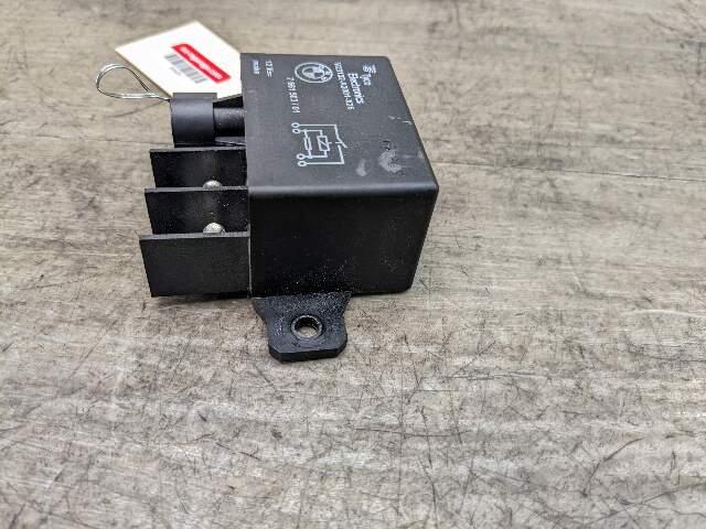 07-16 OEM BMW E90 E92 E60 F10 F13 F02 F30 M3 M6 Cooling Fan Relay Control 150A