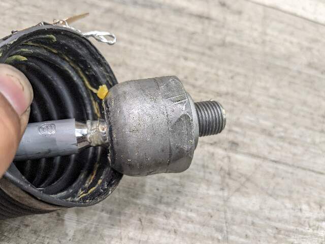 OEM BMW G12 G30 750 AWD Front Right Passenger Side Tie Rod Boot