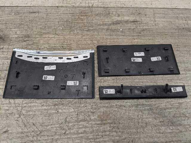 16-19 OEM BMW G11 G12 740 750 Center Console Cup Holder Trim Cover Panel*