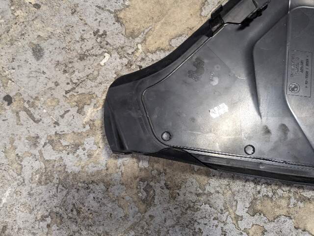 OEM BMW F06 F10 F12 F13 M5 M6 Front Right Windshield Wiper Cowl Trim Cover