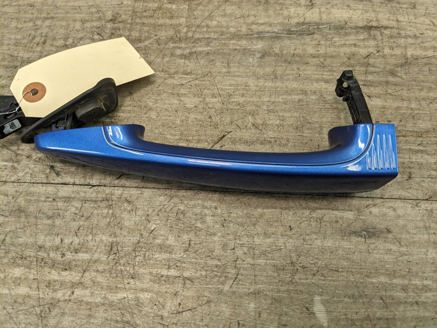 12-18 OEM BMW F30 F82 M3 M4 Front Left Driver Door Handle COMFORT ACCESS Blue