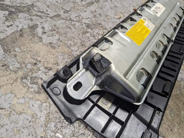 11-18 OEM BMW F06 F10 F12 F13 528 535 550 M5 Front Right Passenger Knee Airbag