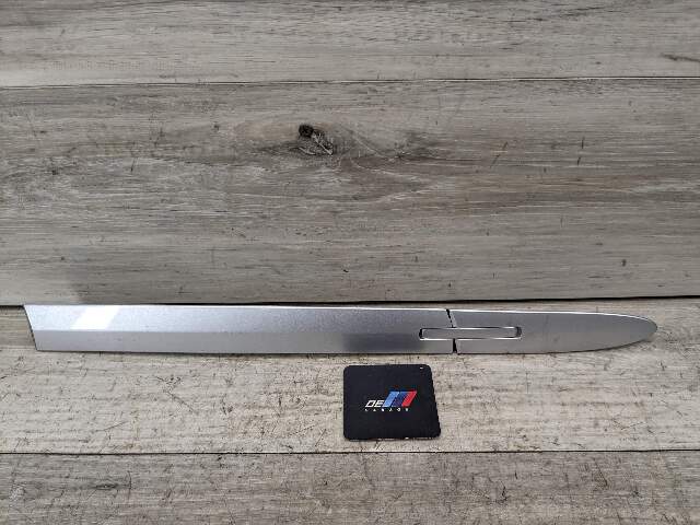 OEM BMW E93 328 335 M3 F33 F83 M4 Convertible Roof Top Hinge Cover Right Silver
