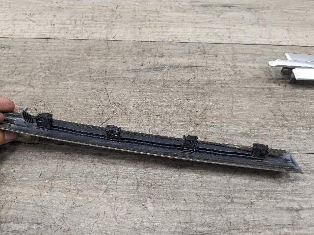 OEM BMW E93 328 335 M3 F33 F83 M4 Convertible Roof Top Hinge Cover Right Silver