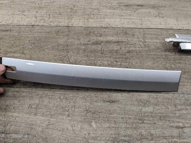 OEM BMW E93 328 335 M3 F33 F83 M4 Convertible Roof Top Hinge Cover Right Silver