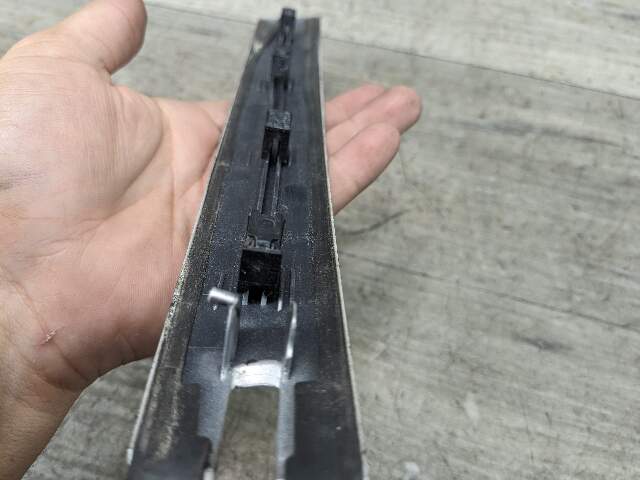 OEM BMW E93 328 335 M3 F33 F83 M4 Convertible Roof Top Hinge Cover Right Silver