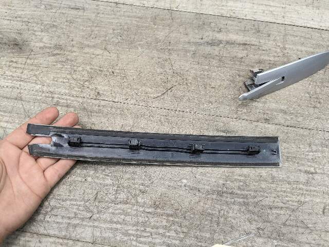 OEM BMW E93 328 335 M3 F33 F83 M4 Convertible Roof Top Hinge Cover Left Silver