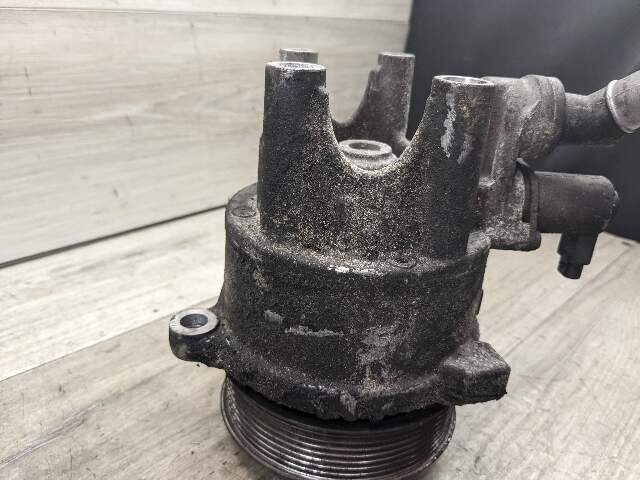 OEM BMW F10 F06 F13 F01 F02 N55 Hydraulic Power Steering Pump w/ Pulley