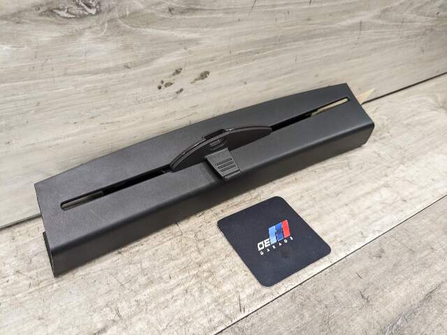 OEM BMW F10 528 535 550 M5 Rear Right Passenger Door Vent Glass Window Sun Shade
