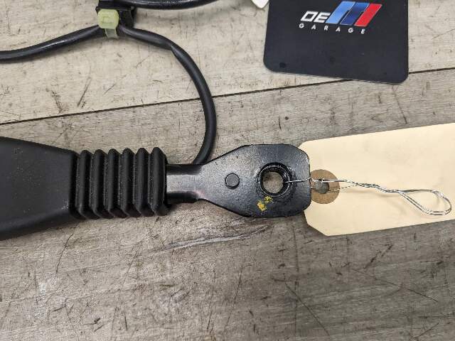 10-18 OEM BMW F25 F26 X3 X4 Front Left Driver Right Seat Belt Buckle Tensioner