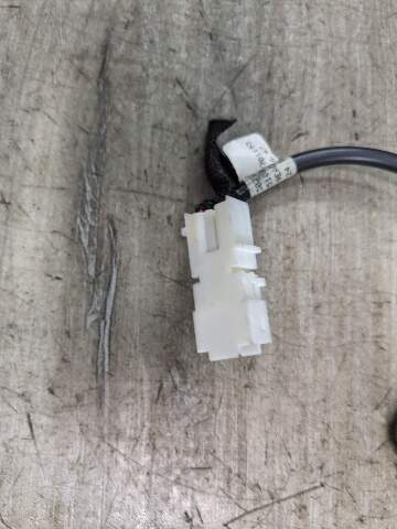 10-18 OEM BMW F25 F26 X3 X4 Front Left Driver Right Seat Belt Buckle Tensioner