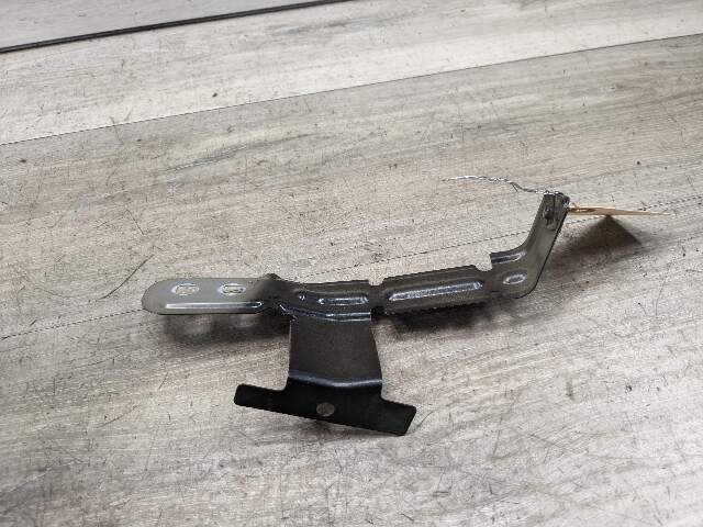 11-18 OEM BMW F25 F26 X3 X4 Front Left Driver Fender Mount Bracket Carrier Set