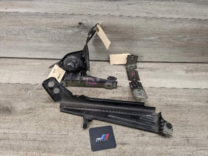 11-18 OEM BMW F25 F26 X3 X4 Front Right Passenger Fender Mount Bracket Carrier SET