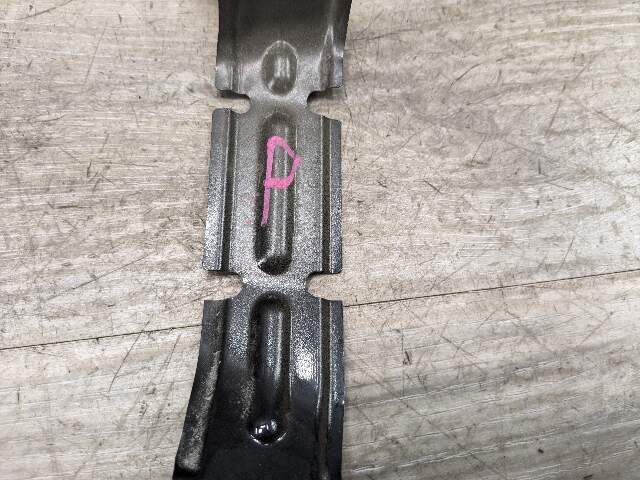 11-18 OEM BMW F25 F26 X3 X4 Front Right Passenger Fender Mount Bracket Carrier SET