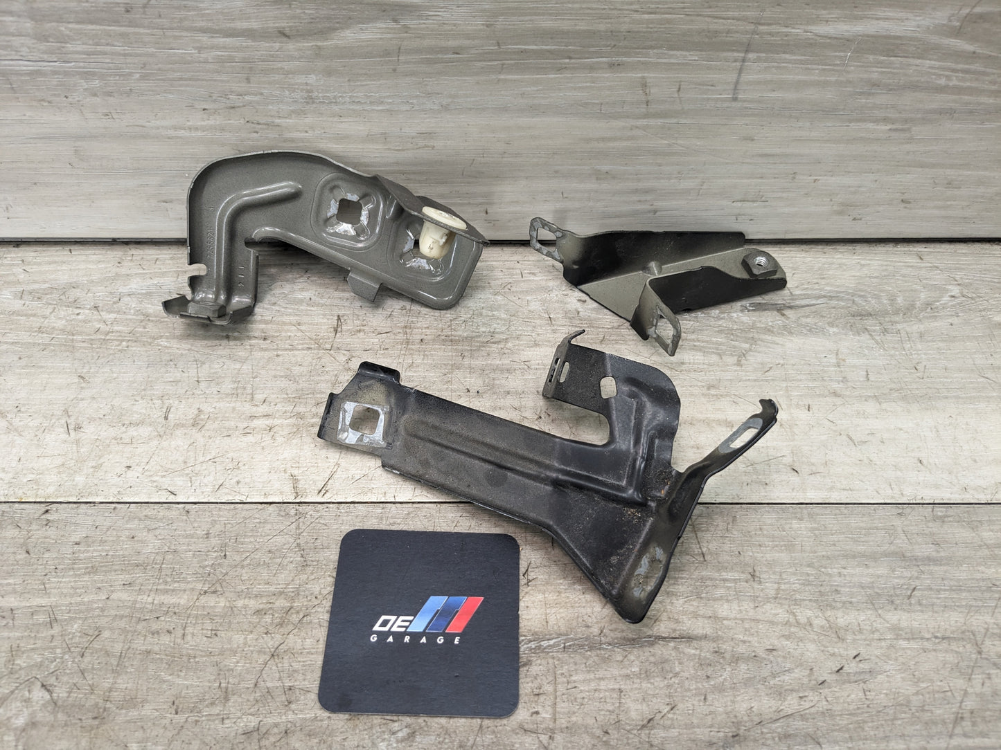 12-20 OEM BMW F30 F32 F33 F36 430 335 Front Left Fender Wing Holder Bracket Set