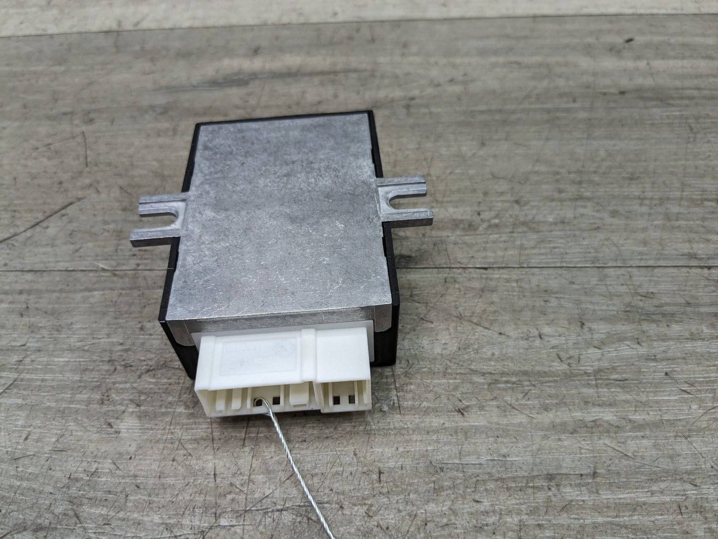 OEM BMW F10 F82 M3 M4 M5 M6 X6M Helbako Fuel Pump Relay Control Module EKPM3