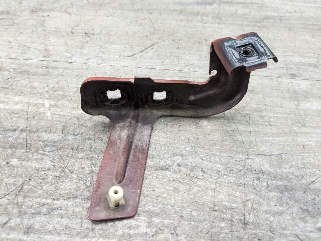 15-20 OEM BMW F80 F82 F83 M3 M4 Left Driver Fender Bracket Mount Carrier SET