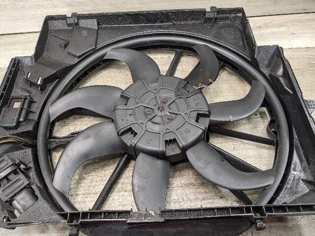 07-13 OEM BMW E82 E90 E92 N54 N55 Engine Radiator Cooling Auxiliary Fan 600W