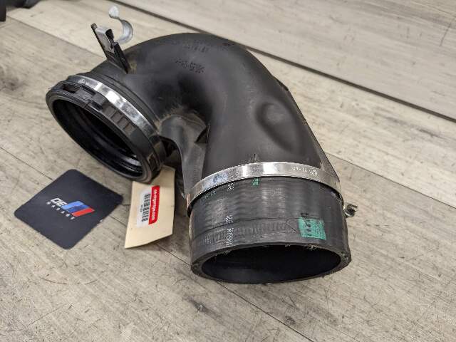 15-17 OEM BMW F80 F82 F83 M3 M4 S55 Throttle Body Air Intake Charge Pipe