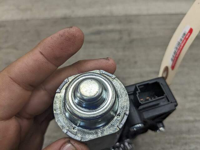 OEM BMW F06 F82 F80 F13 F01 F10 M2 M3 M4 M6 Upper Sunroof Moon Roof Motor Unit
