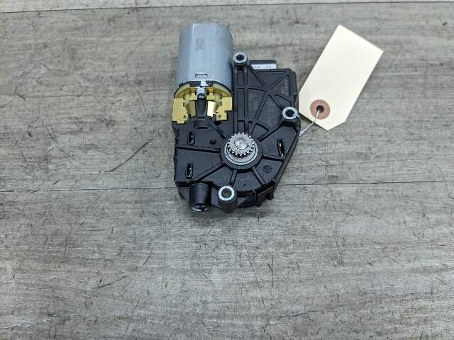 OEM BMW F06 F82 F80 F13 F01 F10 M2 M3 M4 M6 Upper Sunroof Moon Roof Motor Unit