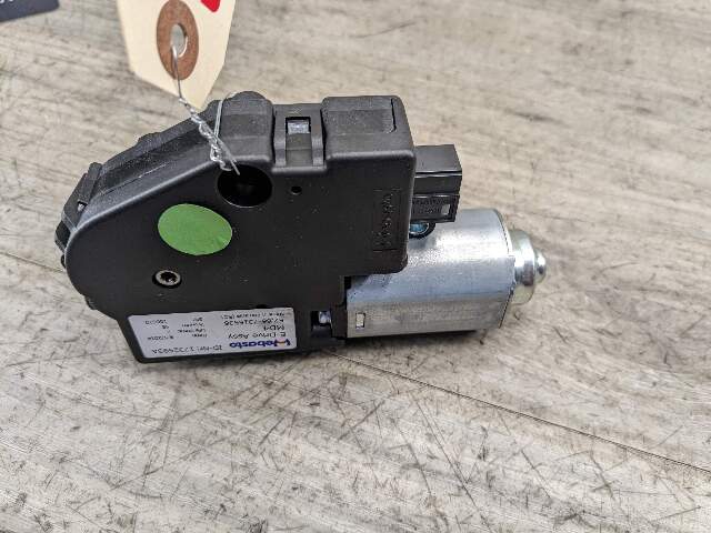OEM BMW F06 F82 F80 F13 F01 F10 M2 M3 M4 M6 Upper Sunroof Moon Roof Motor Unit