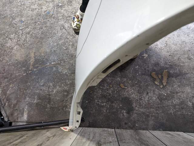 08-13 OEM BMW E88 E82 135i M-Sport Rear Bumper Cover Complete W/O PDC White*
