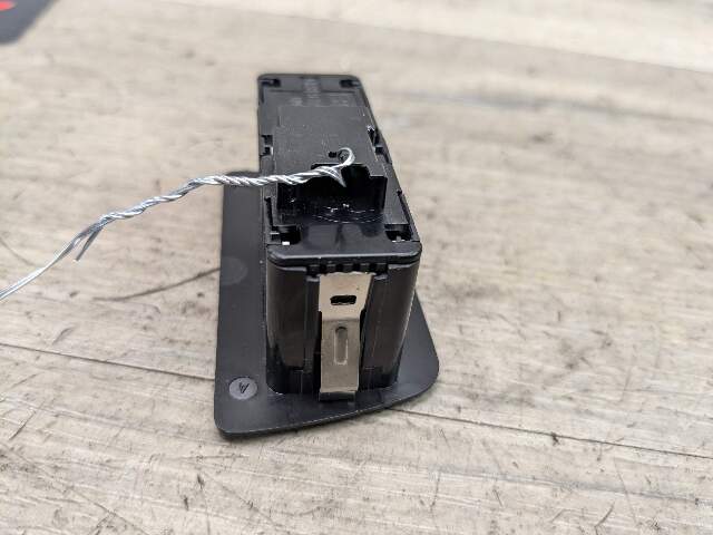 OEM BMW G12 F36 F10 F15 F85 M5 F06 M6 F01 F02 Rear Trunk Lid Center Lock Switch