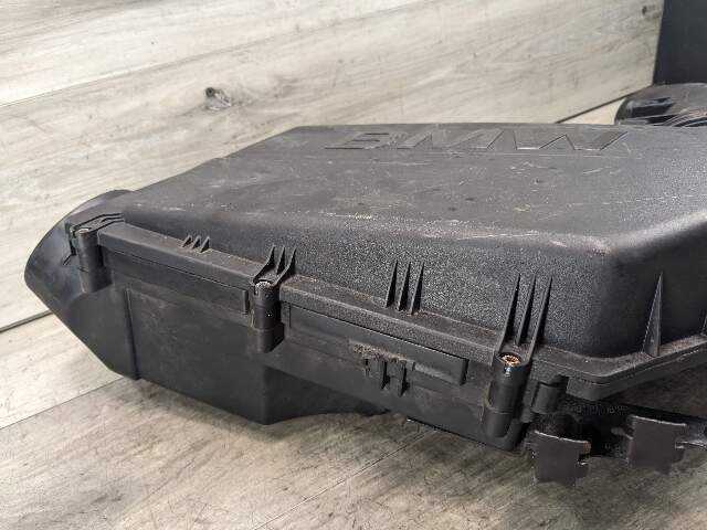 OEM BMW F10 F12 E70 E71 F15 F16 X5 X6 Engine N55 Intake Air Box Filter Housing