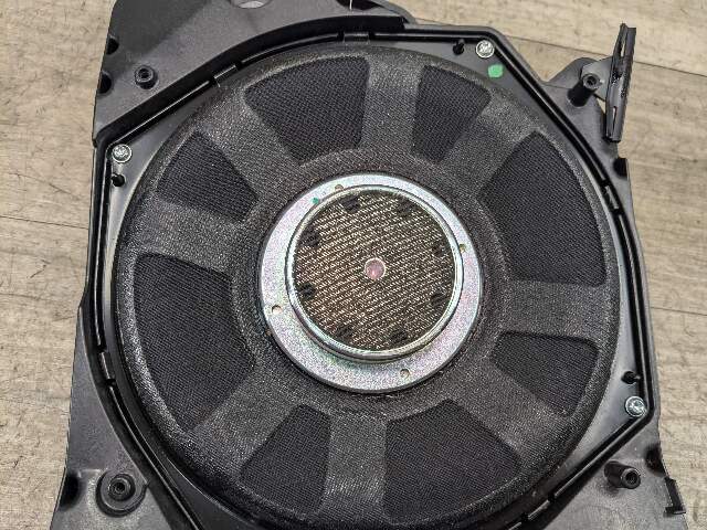 OEM BMW F30 F32 F33 F36 F80 F82 M3 M4 Sub Subwoofers Audio Speaker HARMAN KARDON