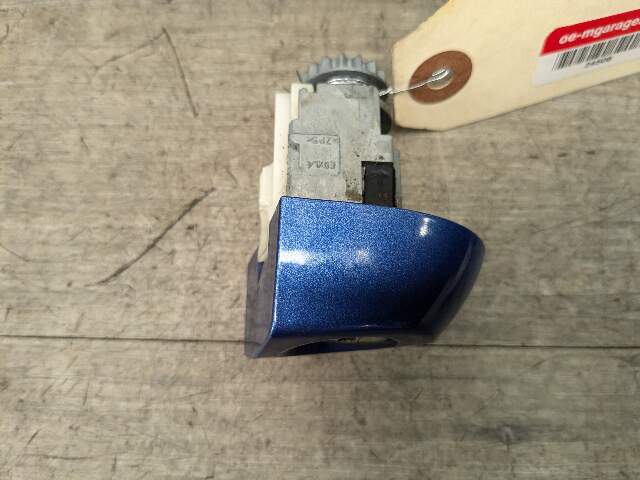 OEM BMW M4 F36 F83 F82 Left Driver Door Lock Key Cylinder Mechanism Blue