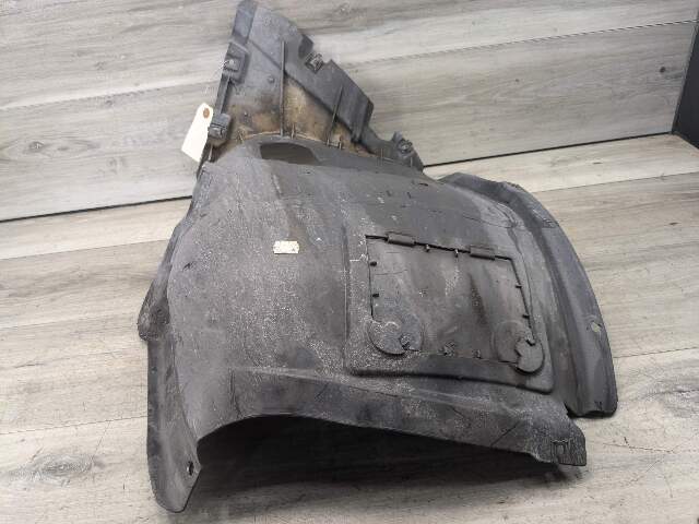 08-13 OEM BMW E88 E82 Bottom Right Passenger  Fender Liner Wheel Splash Shield