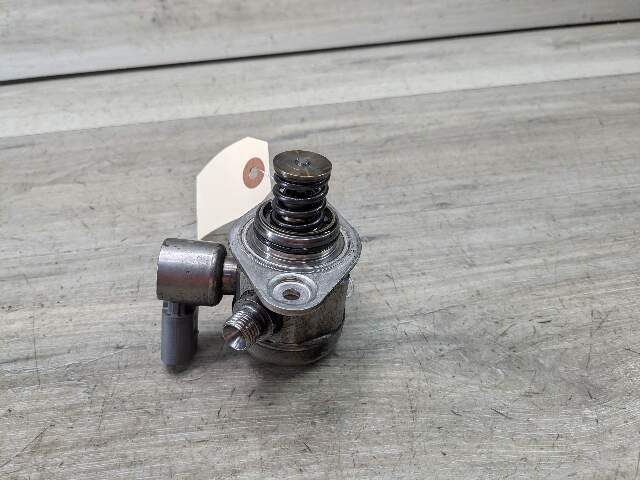 11-15 OEM BMW E88 E92 F30 F10 F13 X1 X6 Engine N55 HPFP High Pressure Fuel Pump