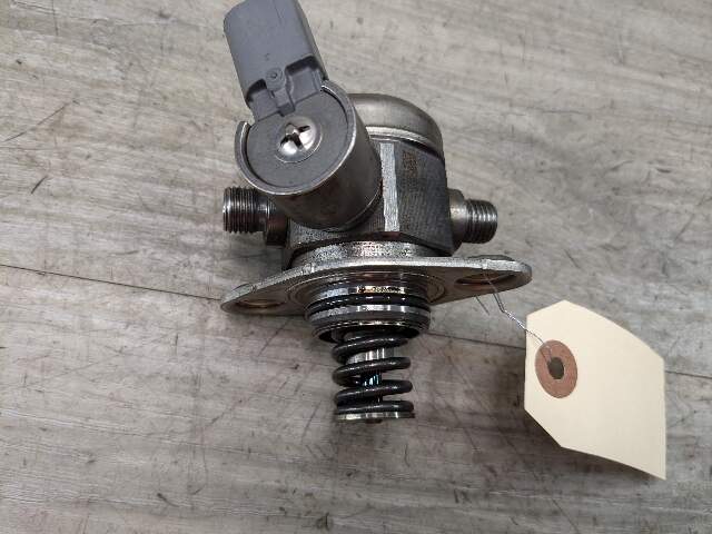 11-15 OEM BMW E88 E92 F30 F10 F13 X1 X6 Engine N55 HPFP High Pressure Fuel Pump