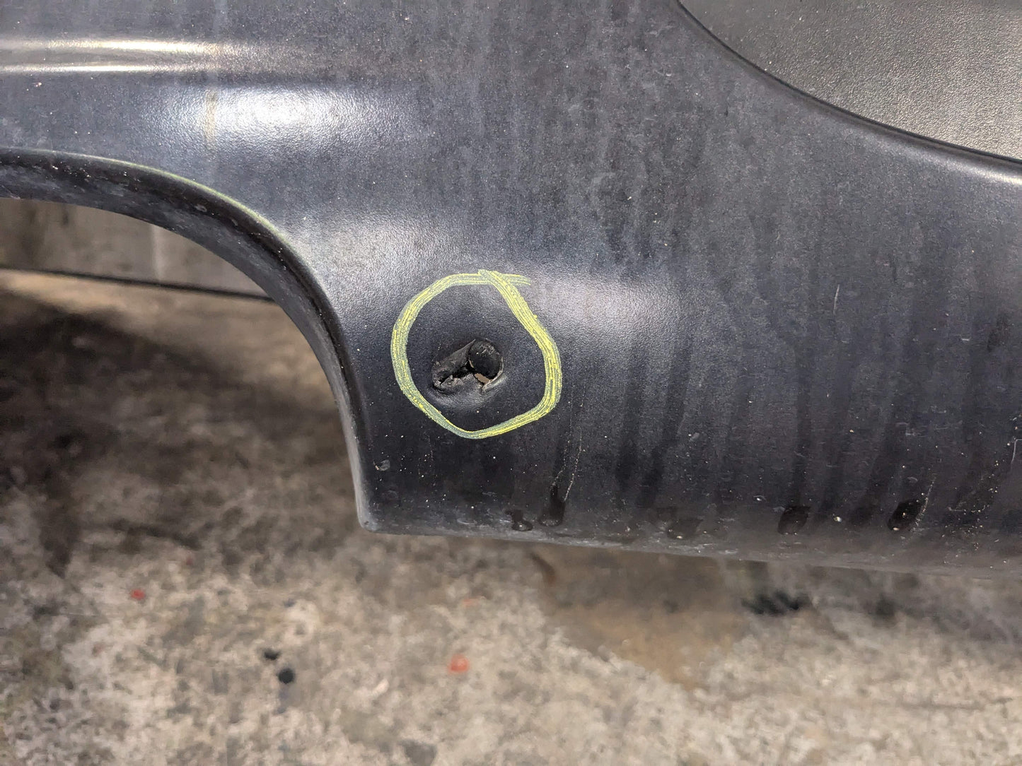 08-13 OEM BMW E88 E82 135i M-Sport Rear Bumper Cover Complete W/O PDC Black*