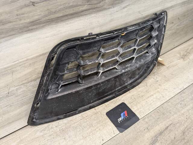 OEM BMW F25 X3 M Sport Front Lower Right Bumper Fog Light Cover Grille