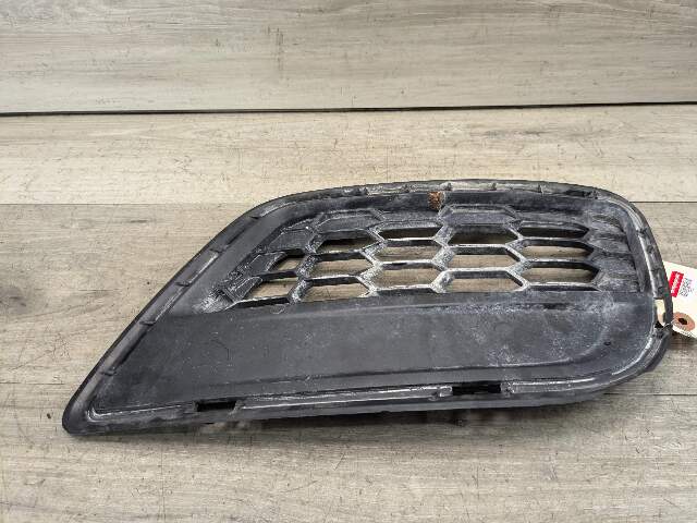 OEM BMW F25 X3 M Sport Front Lower Right Bumper Fog Light Cover Grille