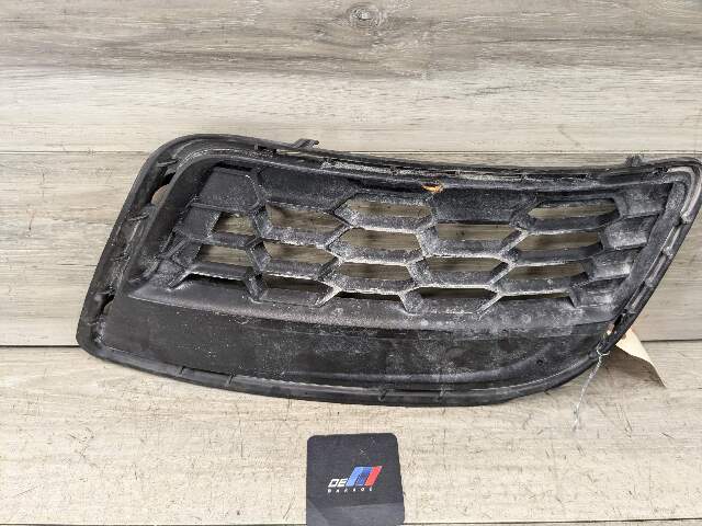 OEM BMW F25 X3 M Sport Front Lower Right Bumper Fog Light Cover Grille