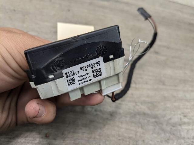 OEM BMW F02 F10 F15 F22 F30 F32 F36 Steering Wheel Control Wire Harness Module