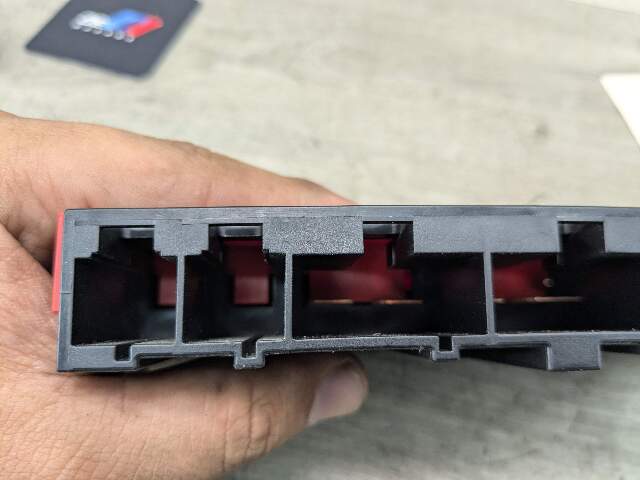 11-19 OEM BMW F22 F23 F30 F32 F36 F80 F82 F87 Positive Battery Power Fuse Box
