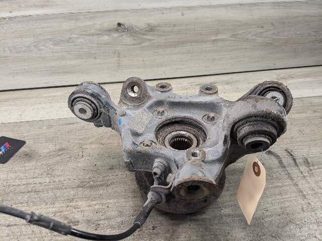 09-18 OEM BMW F25 F26 X3 X4 xDrive Rear Left Hub Spindle Knuckle Wheel Bearing