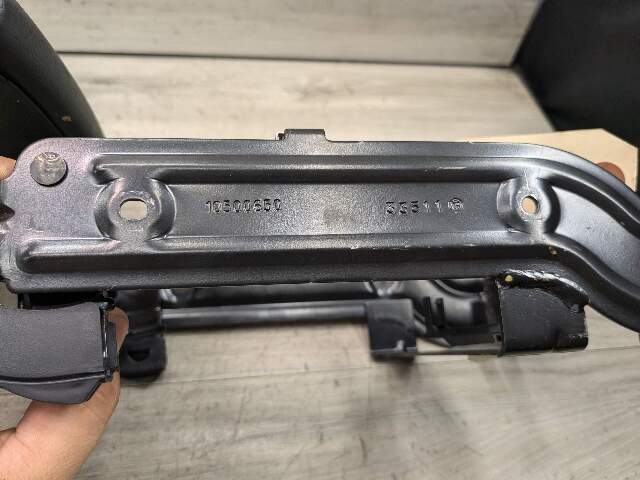 11-18 OEM BMW F25 F26 X3 X4 Center Console Elbow Armrest Tray Console Black