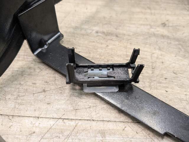 11-18 OEM BMW F25 F26 X3 X4 Center Console Elbow Armrest Tray Console Black