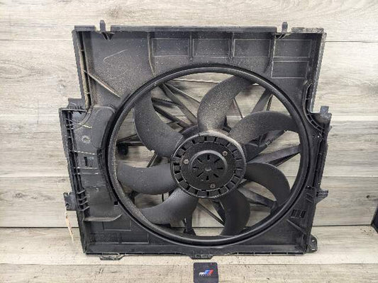 11-16 OEM BMW F25 X3 F26 X4 N55 Electric Radiator Cooling Fan w/ Shroud 600W