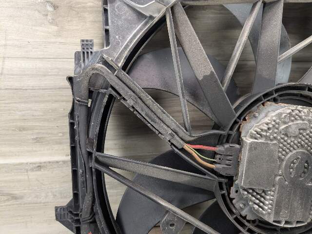 11-16 OEM BMW F25 X3 F26 X4 N55 Electric Radiator Cooling Fan w/ Shroud 600W