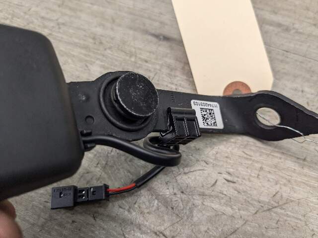 17-21 OEM BMW G21 G20 330 M340 Rear Left Driver Seatbelt Seat Belt Buckle